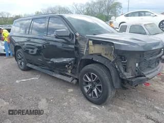 ✅ 2022 Chevrolet Suburban • VIN: 1GNSKDKL5NR218592 • Lot: 41989302. Wystawiony na IAAI z przebiegiem 184 080 mil. Bezpłatny archiwum sprzedaży aukcyjnych z USA i szczegółowy raport historii pojazdu na DreamBid. Zdjęcie 1.