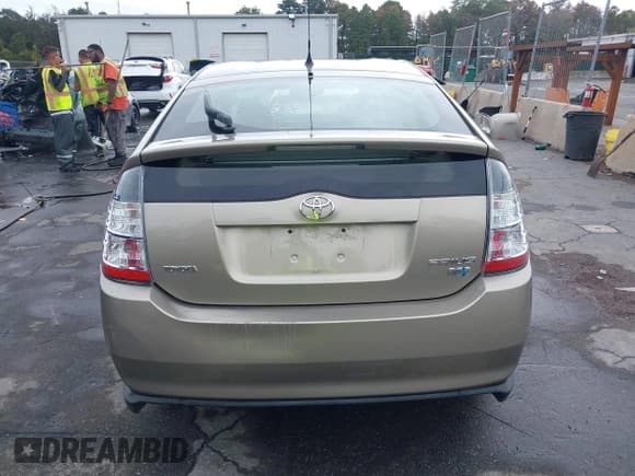 ✅ 2004 Toyota Prius • VIN: JTDKB20U540086770 • Лот: 43407750. Опубликован ранее на IAAI с пробегом 31 376 миль. Бесплатный доступ к архиву аукционных продаж из США и подробный отчёт об истории автомобиля на DreamBid. Изображение 16.