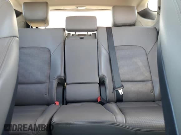 ✅ 2013 Hyundai Santa Fe Sport • VIN: 5XYZU3LA5DG037269 • Lot: 92419905. Listed on Copart with 86,374 mi. Free auction sales archive from the USA and detailed vehicle history report at DreamBid. Image 10.