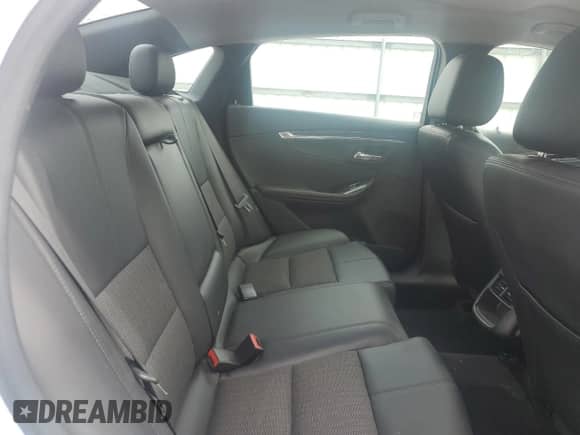 2016 Chevrolet Impala LT z VIN 2G1115S31G9129671, wystawiony jako Copart lot #86301945 z przebiegiem 212 324 mil mil oraz Szkoda całkowita • Salvage title. Historia ofert i sprzedaży dostępna na DreamBid. Obrazek 10.