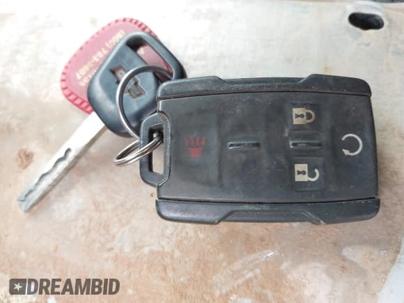 ✅ 2015 Chevrolet Silverado 2500HD LT • VIN: 1GC1KVEG9FF527686 • Lot: 42061516. Listed on IAAI with 248,855 mi. Free auction sales archive from the USA and detailed vehicle history report at DreamBid. Image 11.