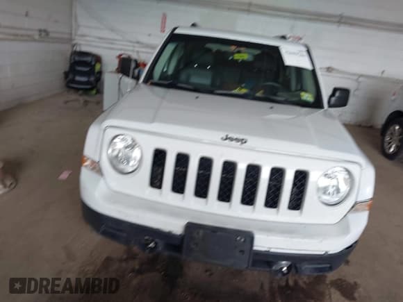 ✅ 2017 Jeep Patriot High Altitude • VIN: 1C4NJRFB5HD127072 • Лот: 42659700. Опубликован ранее на IAAI с пробегом 187 868 миль. Бесплатный доступ к архиву аукционных продаж из США и подробный отчёт об истории автомобиля на DreamBid. Изображение 12.