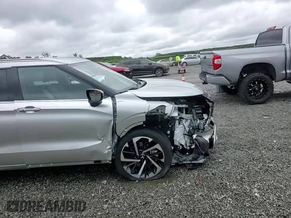 2023 Mitsubishi Outlander SEL с VIN JA4J3VA85PZ016384, выставлен на аукционе Copart как лот 58368225 с пробегом 24 331 миль миль и Списание • Salvage title. История ставок и продаж доступна на DreamBid. Изображение 13.