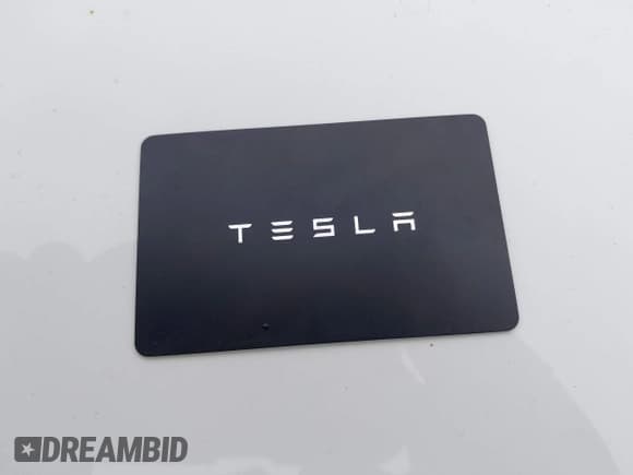 ✅ 2025 Tesla Model Y Long Range • VIN: 7SAYGDED5SF258801 • Лот: 43623000. Опубликован ранее на IAAI с пробегом 7 124 миль. Бесплатный доступ к архиву аукционных продаж из США и подробный отчёт об истории автомобиля на DreamBid. Изображение 11.