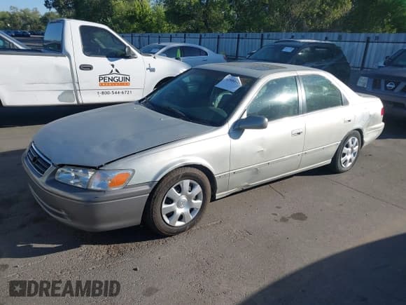 ✅ 2001 Toyota Camry LE • VIN: JT2BF22K010293653 • Lot: 42884941. Listed on IAAI with Not provided. Free auction sales archive from the USA and detailed vehicle history report at DreamBid. Image 2.