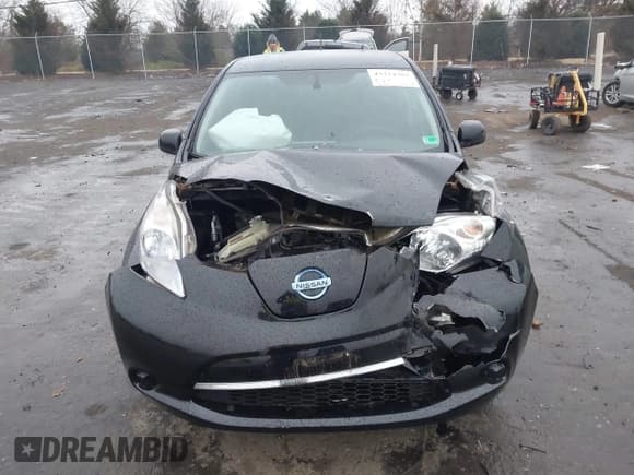 ✅ 2015 Nissan LEAF SL • VIN: 1N4AZ0CP9FC303715 • Lot: 43724383. Listed on IAAI with 61,147 mi. Free auction sales archive from the USA and detailed vehicle history report at DreamBid. Image 12.