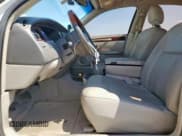 ✅ 2007 Lincoln Town Car Signature Limited • VIN: 1LNHM82W57Y638324 • Лот: 84647375. Опубликован ранее на Copart с пробегом 157 554 миль. Бесплатный доступ к архиву аукционных продаж из США и подробный отчёт об истории автомобиля на DreamBid. Изображение 7.