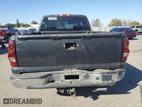 ✅ 2003 Chevrolet Silverado 1500 LS • VIN: 2GCEC19V031313446 • Лот: 77486974. Опубликован ранее на Copart с пробегом 248 756 миль. Бесплатный доступ к архиву аукционных продаж из США и подробный отчёт об истории автомобиля на DreamBid. Изображение 6.