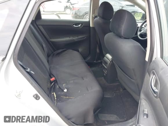 ✅ 2018 Nissan Sentra SV • VIN: 3N1AB7AP2JY210239 • Lot: 42340618. Listed on IAAI with 77,011 mi. Free auction sales archive from the USA and detailed vehicle history report at DreamBid. Image 8.