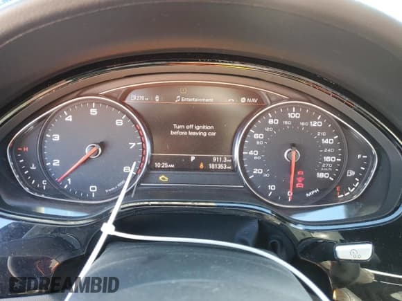 ✅ 2018 Audi A8 • VIN: WAU44AFD7JN000195 • Лот: 42916214. Опубликован ранее на Copart с пробегом 181 353 миль. Бесплатный доступ к архиву аукционных продаж из США и подробный отчёт об истории автомобиля на DreamBid. Изображение 9.