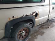 ✅ 2005 Chevrolet Silverado 1500 Work Truck • VIN: 1GCEK14Z85Z274774 • Лот: 42986733. Опубликован ранее на IAAI с пробегом 205 426 миль. Бесплатный доступ к архиву аукционных продаж из США и подробный отчёт об истории автомобиля на DreamBid. Изображение 14.