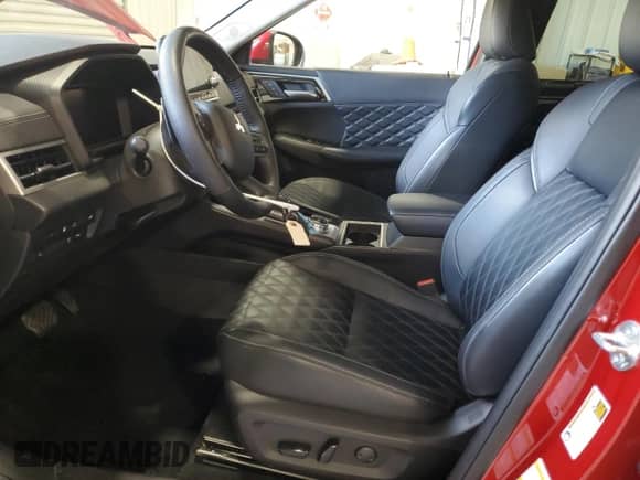 2023 Mitsubishi Outlander SEL с VIN JA4T5VA91PZ039964, выставлен на аукционе Copart как лот 90379605 с пробегом 17 653 миль миль и Списание • Salvage title. История ставок и продаж доступна на DreamBid. Изображение 7.