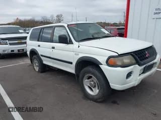 ✅ 2000 Mitsubishi Montero Sport LS • VIN: JA4LS31H3YP005719 • Lot: 43704060. Wystawiony na IAAI z przebiegiem Nie podano. Bezpłatny archiwum sprzedaży aukcyjnych z USA i szczegółowy raport historii pojazdu na DreamBid. Zdjęcie 1.