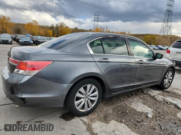 ✅ 2011 Honda Accord EX • VIN: 1HGCP2F74BA017181 • Лот: 85392935. Опубликован ранее на Copart с пробегом 146 567 миль. Бесплатный доступ к архиву аукционных продаж из США и подробный отчёт об истории автомобиля на DreamBid. Изображение 3.