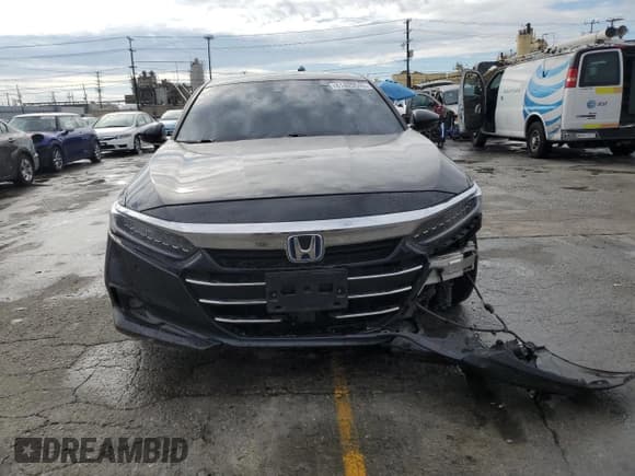 ✅ 2022 Honda Accord EX-L • VIN: 1HGCV3F5XNA031665 • Lot: 81425545. Listed on Copart with 179,015 mi. Free auction sales archive from the USA and detailed vehicle history report at DreamBid. Image 5.