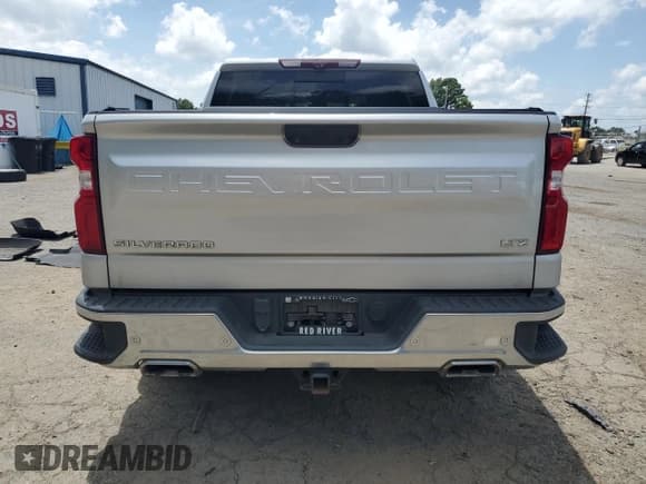 ✅ 2022 Chevrolet Silverado 1500 LTZ • VIN: 1GCUDGED4NZ572816 • Lot: 63283775. Wystawiony na Copart z przebiegiem 96 793 mil. Bezpłatny archiwum sprzedaży aukcyjnych z USA i szczegółowy raport historii pojazdu na DreamBid. Zdjęcie 6.