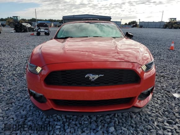 ✅ 2017 Ford Mustang EcoBoost Premium • VIN: 1FATP8UH8H5327161 • Lot: 91043985. Wystawiony na Copart z przebiegiem 50 261 mil. Bezpłatny archiwum sprzedaży aukcyjnych z USA i szczegółowy raport historii pojazdu na DreamBid. Zdjęcie 5.