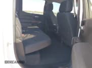 ✅ 2019 Chevrolet Silverado 1500 RST • VIN: 3GCUYEED5KG103755 • Lot: 43631636. Wystawiony na IAAI z przebiegiem 146 702 mil. Bezpłatny archiwum sprzedaży aukcyjnych z USA i szczegółowy raport historii pojazdu na DreamBid. Zdjęcie 8.