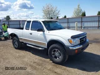 ✅ 1999 Toyota Tacoma • VIN: 4TAWN72N5XZ499991 • Lot: 42073563. Wystawiony na IAAI z przebiegiem 129 359 mil. Bezpłatny archiwum sprzedaży aukcyjnych z USA i szczegółowy raport historii pojazdu na DreamBid. Zdjęcie 1.