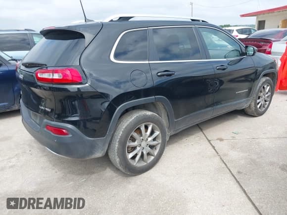 ✅ 2018 Jeep Cherokee Limited • VIN: 1C4PJMDB5JD516024 • Lot: 42156933. Wystawiony na IAAI z przebiegiem 159 761 mil. Bezpłatny archiwum sprzedaży aukcyjnych z USA i szczegółowy raport historii pojazdu na DreamBid. Zdjęcie 4.