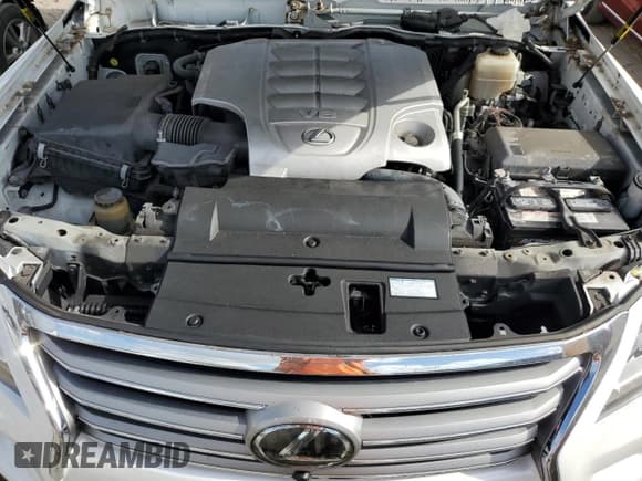 ✅ 2015 Lexus LX 570 • VIN: JTJHY7AX7F4169804 • Lot: 79885024. Listed on Copart with 55,392 mi. Free auction sales archive from the USA and detailed vehicle history report at DreamBid. Image 12.