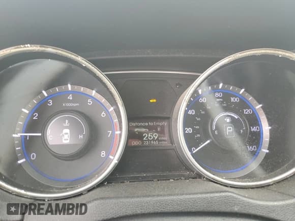 ✅ 2011 Hyundai Sonata GLS • VIN: 5NPEB4AC9BH065127 • Lot: 72932484. Wystawiony na Copart z przebiegiem 231 965 mil. Bezpłatny archiwum sprzedaży aukcyjnych z USA i szczegółowy raport historii pojazdu na DreamBid. Zdjęcie 9.