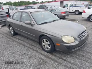 ✅ 2001 Hyundai Sonata GL • VIN: KMHWF25S91A435427 • Lot: 42612444. Listed on IAAI with 199,325 mi. Free auction sales archive from the USA and detailed vehicle history report at DreamBid. Image 1.