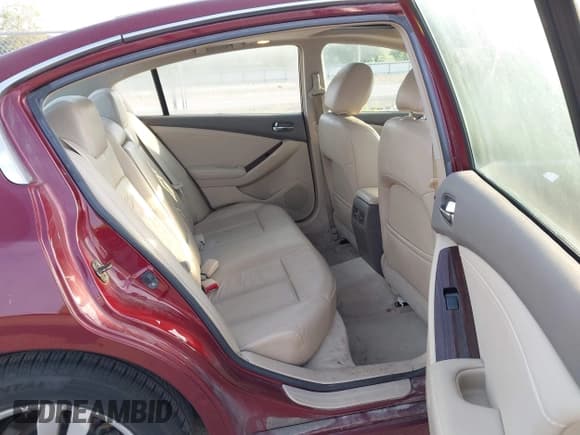 ✅ 2010 Nissan Altima SR • VIN: 1N4BL2AP7AN548692 • Lot: 42864138. Wystawiony na IAAI z przebiegiem 187 126 mil. Bezpłatny archiwum sprzedaży aukcyjnych z USA i szczegółowy raport historii pojazdu na DreamBid. Zdjęcie 8.