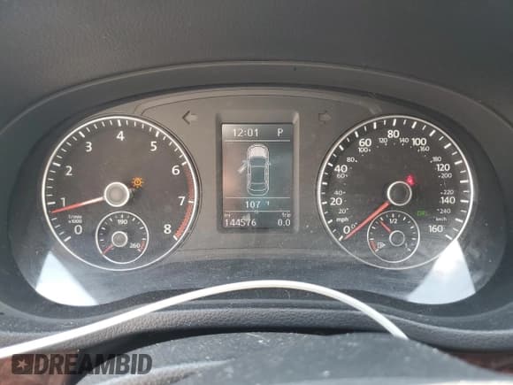 ✅ 2013 Volkswagen Passat SEL • VIN: 1VWCP7A31DC070294 • Лот: 69151635. Опубликован ранее на Copart с пробегом 144 576 миль. Бесплатный доступ к архиву аукционных продаж из США и подробный отчёт об истории автомобиля на DreamBid. Изображение 9.