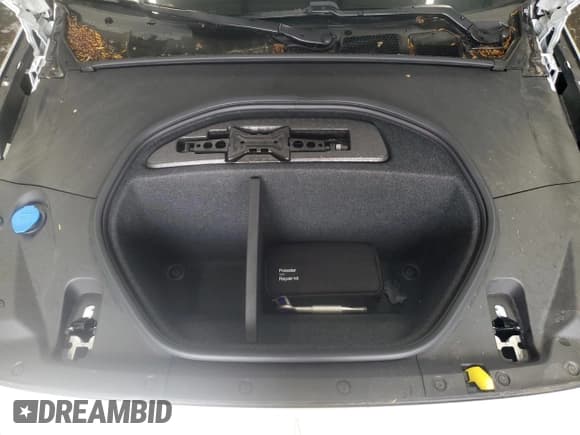 ✅ 2024 Polestar 2 Performance Plus • VIN: YSMFG3KA3RL225753 • Lot: 56705315. Wystawiony na Copart z przebiegiem 2 794 mil. Bezpłatny archiwum sprzedaży aukcyjnych z USA i szczegółowy raport historii pojazdu na DreamBid. Zdjęcie 11.