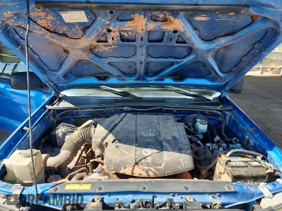 ✅ 2011 Toyota Tacoma PreRunner • VIN: 5TFJU4GNXBX011244 • Лот: 86602405. Опубликован ранее на Copart с пробегом 181 594 миль. Бесплатный доступ к архиву аукционных продаж из США и подробный отчёт об истории автомобиля на DreamBid. Изображение 11.