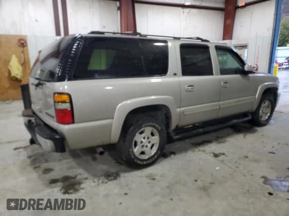 ✅ 2005 Chevrolet Suburban Z71 • VIN: 3GNFK16Z45G133922 • Лот: 90008555. Опубликован ранее на Copart с пробегом 124 765 миль. Бесплатный доступ к архиву аукционных продаж из США и подробный отчёт об истории автомобиля на DreamBid. Изображение 3.