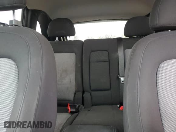 ✅ 2013 Chevrolet Captiva Sport LT • VIN: 3GNAL3EK3DS535692 • Lot: 56784555. Wystawiony na Copart z przebiegiem 120 676 mil. Bezpłatny archiwum sprzedaży aukcyjnych z USA i szczegółowy raport historii pojazdu na DreamBid. Zdjęcie 10.