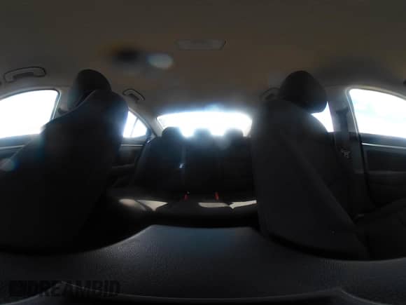 2020 Hyundai Elantra SEL с VIN 5NPD84LFXLH557572, выставлен на аукционе IAAI как лот 43443960 с пробегом 76 831 миль миль и . История ставок и продаж доступна на DreamBid. Изображение 18.