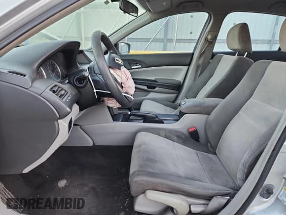 ✅ 2008 Honda Accord LX • VIN: JHMCP263X8C005320 • Lot: 89694265. Listed on Copart with Not provided. Free auction sales archive from the USA and detailed vehicle history report at DreamBid. Image 7.