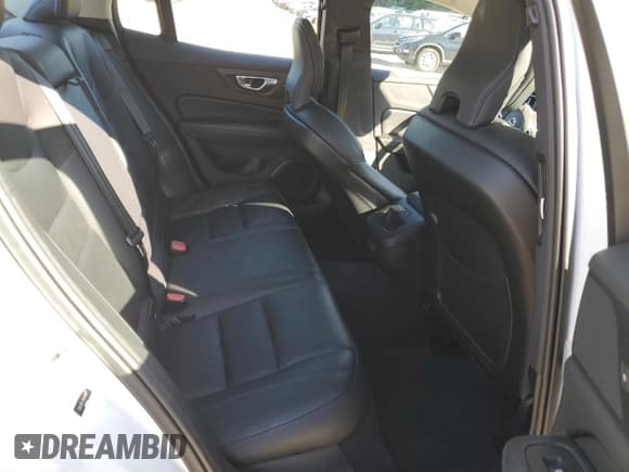 ✅ 2024 Volvo S60 Plus Dark Theme • VIN: 7JRL12FL3RG280977 • Lot: 84880075. Listed on Copart with 41,594 mi. Free auction sales archive from the USA and detailed vehicle history report at DreamBid. Image 10.