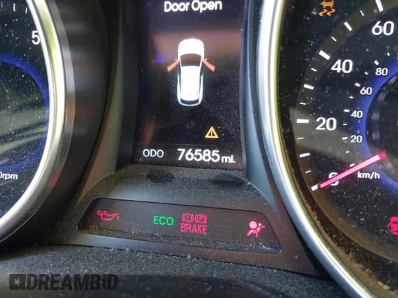 ✅ 2014 Hyundai Santa Fe • VIN: 5XYZUDLA9EG129783 • Lot: 43591728. Listed on IAAI with 76,585 mi. Free auction sales archive from the USA and detailed vehicle history report at DreamBid. Image 16.