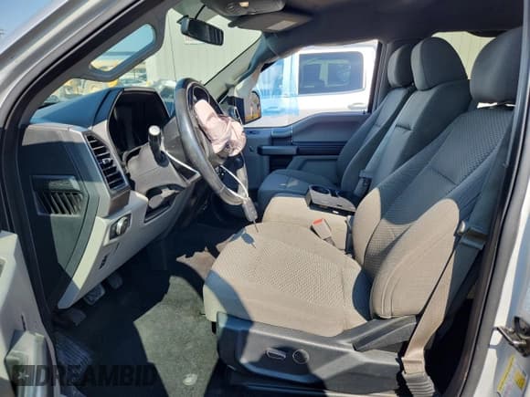 ✅ 2017 Ford F-150 XL • VIN: 1FTEW1CF1HKE53022 • Лот: 80877995. Опубликован ранее на Copart с пробегом 135 907 миль. Бесплатный доступ к архиву аукционных продаж из США и подробный отчёт об истории автомобиля на DreamBid. Изображение 7.