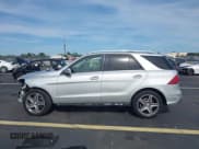 ✅ 2016 Mercedes-Benz GLE 350 • VIN: 4JGDA5JB7GA633946 • Лот: 43813916. Опубликован ранее на IAAI с пробегом 84 056 миль. Бесплатный доступ к архиву аукционных продаж из США и подробный отчёт об истории автомобиля на DreamBid. Изображение 15.