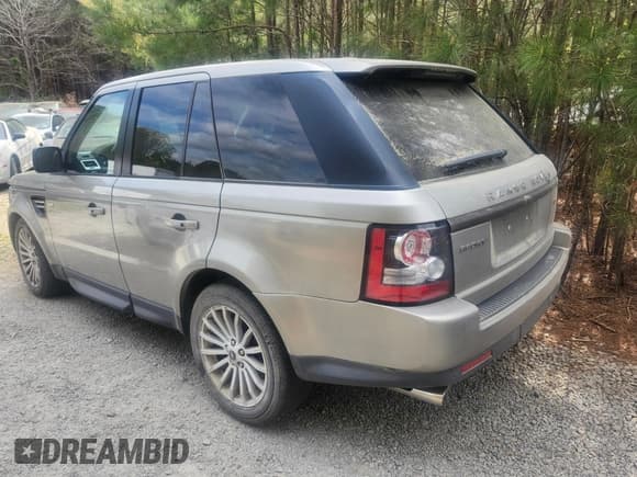✅ 2013 Land Rover Range Rover Sport HSE • VIN: SALSF2D4XDA781554 • Lot: 43755685. Wystawiony na IAAI z przebiegiem 147 521 mil. Bezpłatny archiwum sprzedaży aukcyjnych z USA i szczegółowy raport historii pojazdu na DreamBid. Zdjęcie 3.