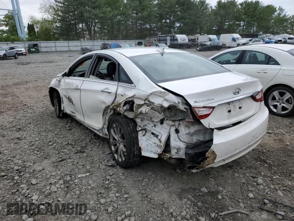 ✅ 2011 Hyundai Sonata SE • VIN: 5NPEC4AC1BH304778 • Lot: 52508974. Listed on Copart with Not provided. Free auction sales archive from the USA and detailed vehicle history report at DreamBid. Image 2.