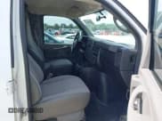 ✅ 2015 GMC Savana Cargo • VIN: 1GTW7FCFXF1903820 • Lot: 42806616. Listed on IAAI with 149,216 mi. Free auction sales archive from the USA and detailed vehicle history report at DreamBid. Image 5.