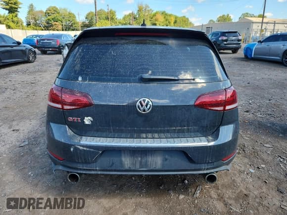 ✅ 2019 Volkswagen Golf GTI S • VIN: 3VW5T7AU0KM008006 • Лот: 80755275. Опубликован ранее на Copart с пробегом Не указан. Бесплатный доступ к архиву аукционных продаж из США и подробный отчёт об истории автомобиля на DreamBid. Изображение 6.