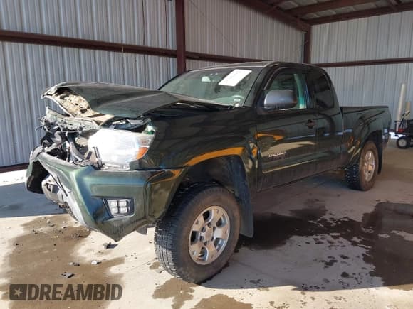 ✅ 2013 Toyota Tacoma • VIN: 5TFUX4EN5DX021738 • Lot: 41392449. Listed on IAAI with 143,057 mi. Free auction sales archive from the USA and detailed vehicle history report at DreamBid. Image 6.