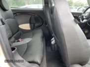 ✅ 2008 MINI Clubman • VIN: WMWML33518TN68041 • Lot: 85558385. Wystawiony na Copart z przebiegiem 131 513 mil. Bezpłatny archiwum sprzedaży aukcyjnych z USA i szczegółowy raport historii pojazdu na DreamBid. Zdjęcie 10.