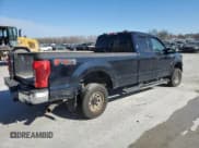 ✅ 2022 Ford F-250 XL • VIN: 1FT7X2BN1NEC87082 • Lot: 49401705. Wystawiony na Copart z przebiegiem Nie podano. Bezpłatny archiwum sprzedaży aukcyjnych z USA i szczegółowy raport historii pojazdu na DreamBid. Zdjęcie 3.