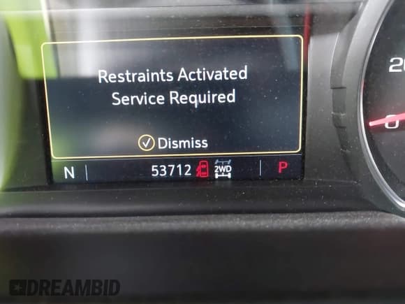 ✅ 2023 Chevrolet Suburban LS • VIN: 1GNSKBKD8PR333445 • Lot: 43424399. Wystawiony na IAAI z przebiegiem 53 712 mil. Bezpłatny archiwum sprzedaży aukcyjnych z USA i szczegółowy raport historii pojazdu na DreamBid. Zdjęcie 15.