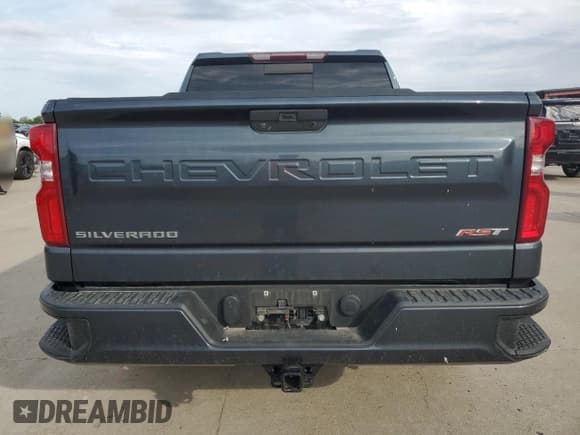 ✅ 2020 Chevrolet Silverado 1500 RST • VIN: 3GCPWDETXLG440251 • Lot: 50638225. Wystawiony na Copart z przebiegiem 42 663 mil. Bezpłatny archiwum sprzedaży aukcyjnych z USA i szczegółowy raport historii pojazdu na DreamBid. Zdjęcie 6.