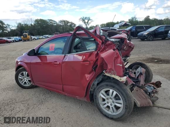 2015 Chevrolet Sonic LT с VIN 1G1JC5SH8F4128301, выставлен на аукционе Copart как лот 81758445 с пробегом 139 956 миль миль и Списание • Salvage title. История ставок и продаж доступна на DreamBid. Изображение 2.