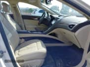 ✅ 2013 Lincoln MKZ • VIN: 3LN6L2J92DR801928 • Лот: 42518246. Опубликован ранее на IAAI с пробегом 173 157 миль. Бесплатный доступ к архиву аукционных продаж из США и подробный отчёт об истории автомобиля на DreamBid. Изображение 5.